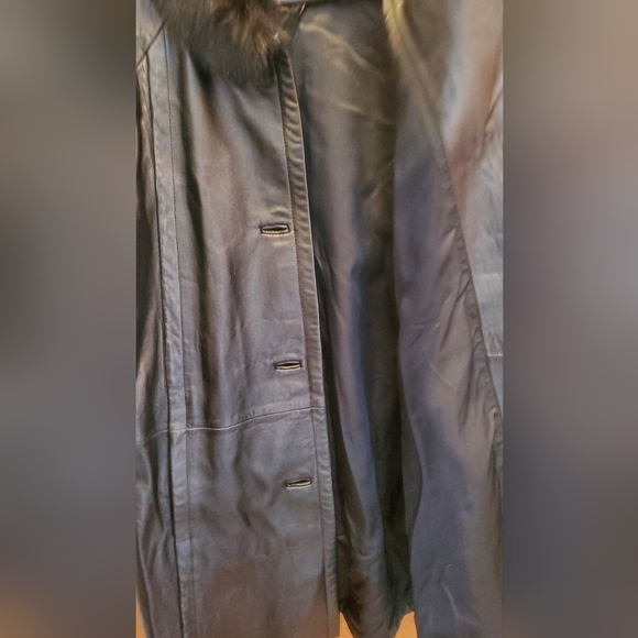 Tibca Genuine Leather Coat EUC - Picture 6 of 7